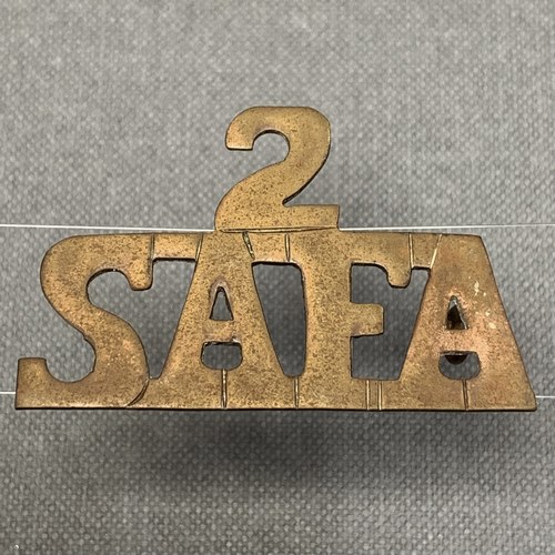 South Africa 2 Field Artilley worn 1915 - 1919 shoulder title