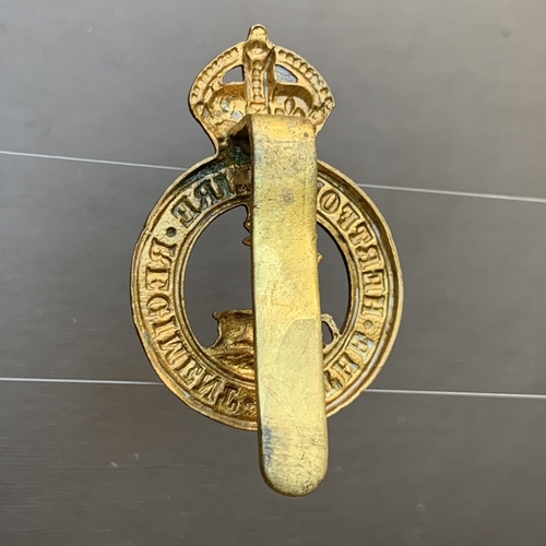 British Army Hertfordshire Regiment Brass Cap Badge Kings Crown