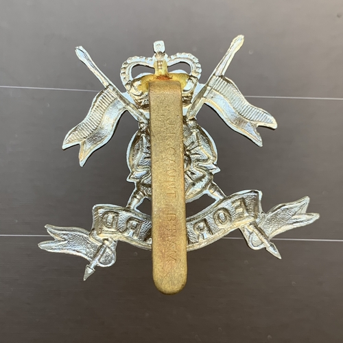 British Queen's Own Yorkshire Yeomanry Cap Badge Insignia