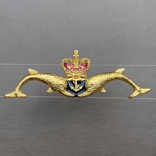 British Royal Navy Submariner badge insignia_w