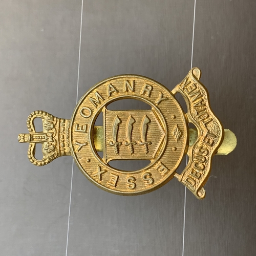 Pre 1902 Essex Yeomanry Queen Crown Cap Beret Badge