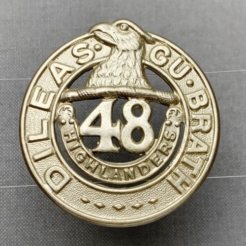 48th Highlanders of Canada WW2 WM Cap Badge Insignia-1_w