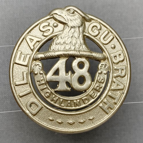 48th Highlanders of Canada WM Cap Badge Insignia