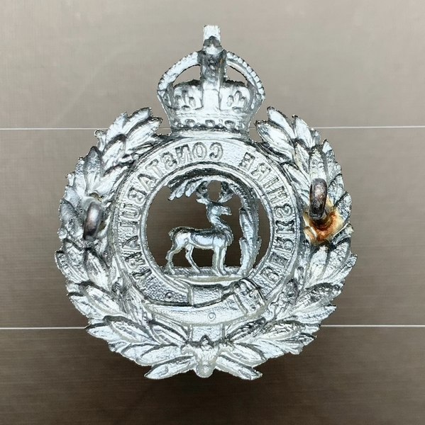 British UK BERKSHIRE CONSTABULARY Police King's Crown Badge