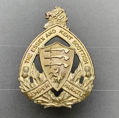 Essex And Kent SCOTTISH WM Post WWII Officers No hallmark Cap Badge Insignia-1 w