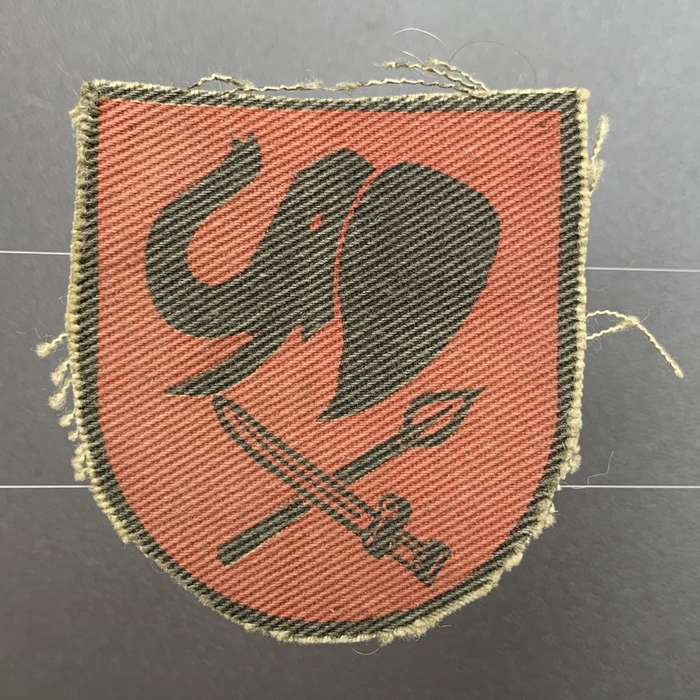 Rhodesia ARMY School of Infantry Shoulder Flash CO C512-1 w