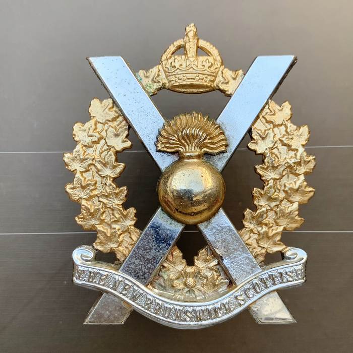 WW2 CANADA New Brunswick Scottish Cap badge-1 w