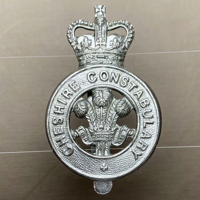British UK CHESHIRE CONSTABULARY Police King's Crown Badge