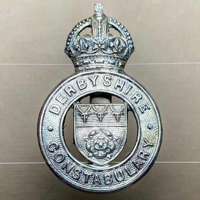 British UK DERBYSHIRE CONSTABULARY Police King's Crown Badge