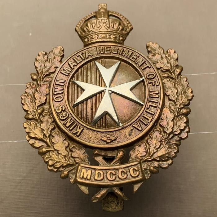 King's Own Malta Regiment Cap Badge - King's Crown with slider