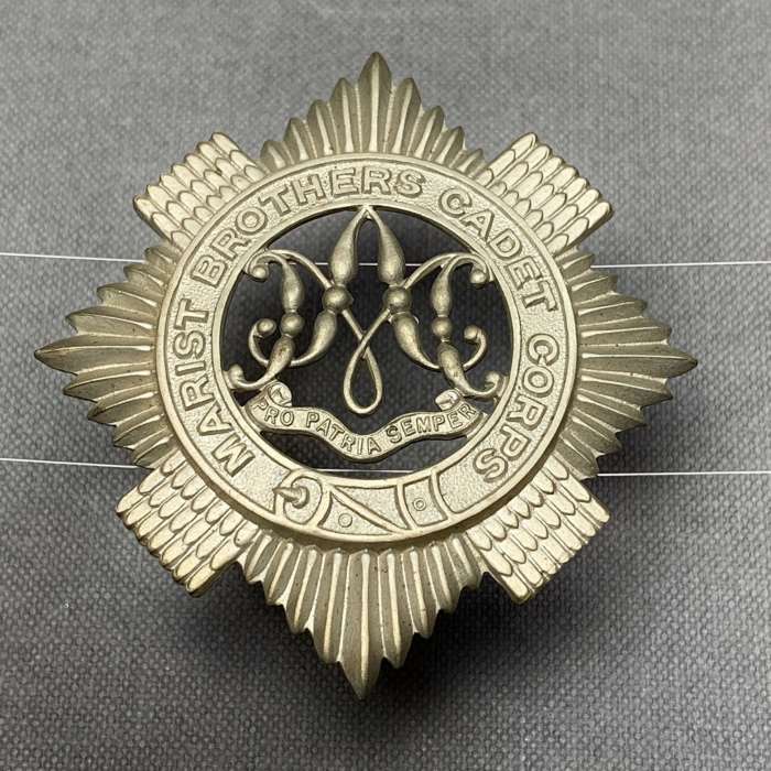 Marist Brothers ARMY Cadet Corps White metal Cap Badge pre union - 1910
