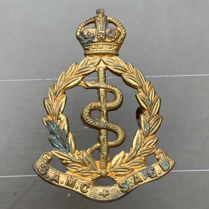 South African Medical Corps SAMC - SAGD Cap Badge with King's Crown