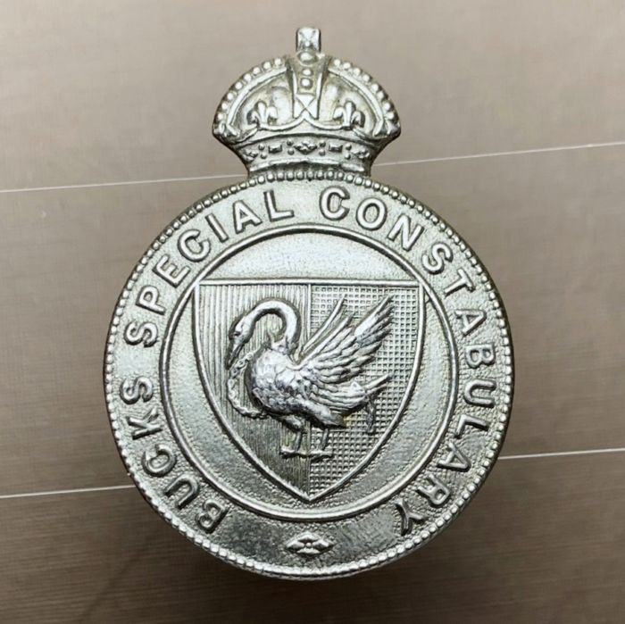 British Obsolete Bucks Constabulary Kings Crown Police Cap Badge