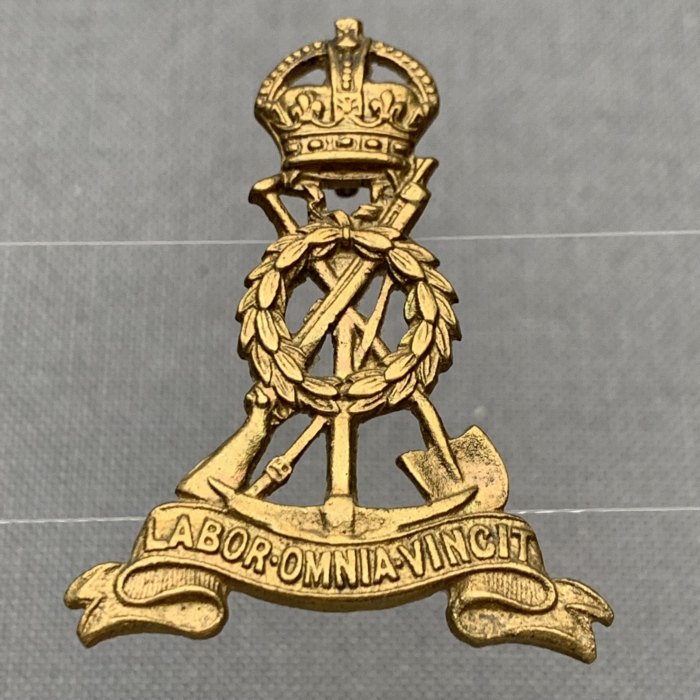 Royal Pioneers Corps British WW2 Badge Lugs A