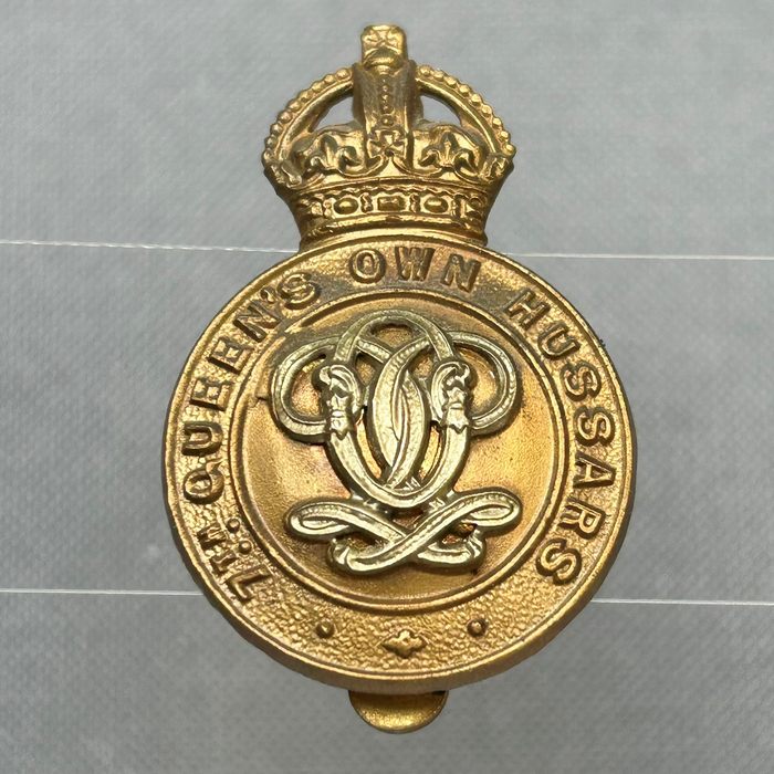 British 7th Queen’s Own Hussars cap badge A