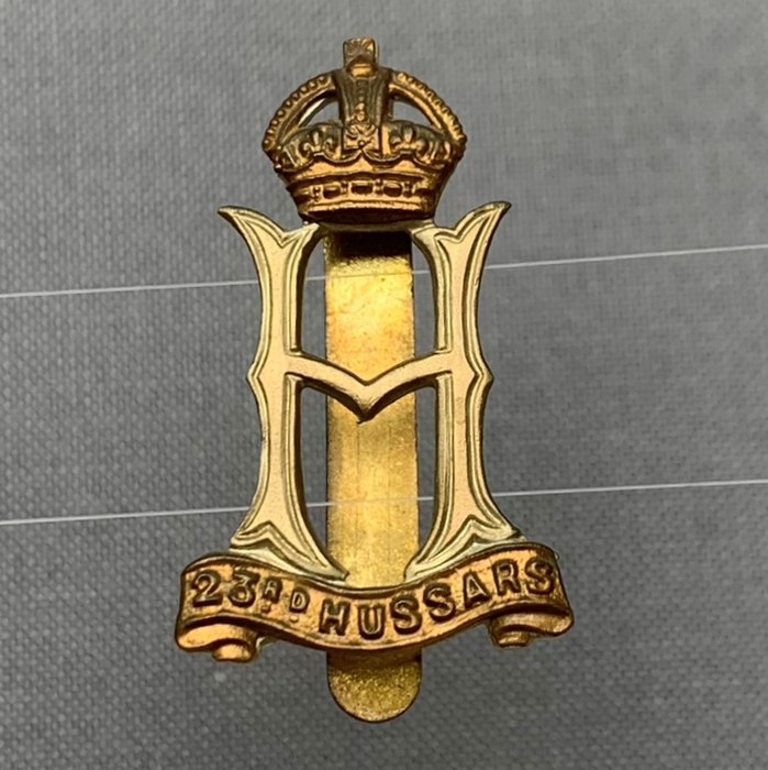 WW2 British ARMY 23rd Hussars Cavalry Beret Cap Badge