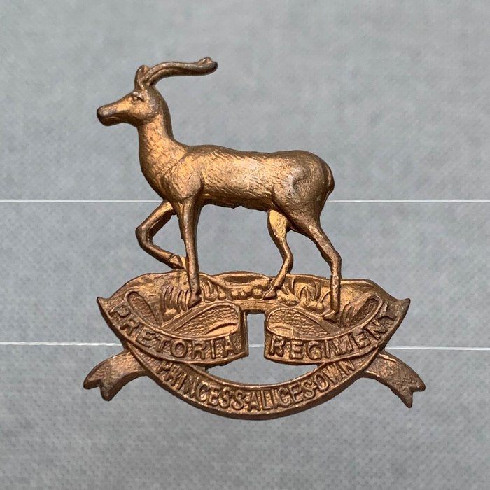 SA South African Pretoria regiment Collar Badge L