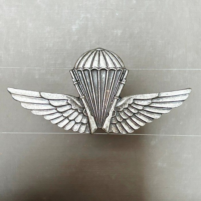 Algeria Army Basic Commando Paratroopers ANP Algerian People's National Armed Forces Wings