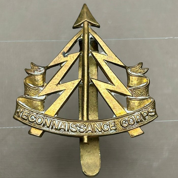 WW2 RECCE Reconnaissance Corps Brass Cap Badge