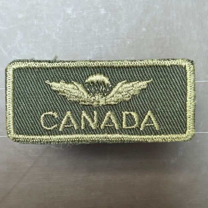 Canada Canadian ARMY Para Wing Embroidered shoulder title