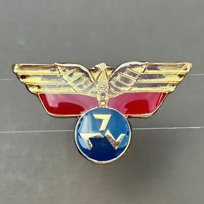 South Africa AWB Eugène Terre Blanche Resistance movement Trifas Breast Bronze Wing Badge