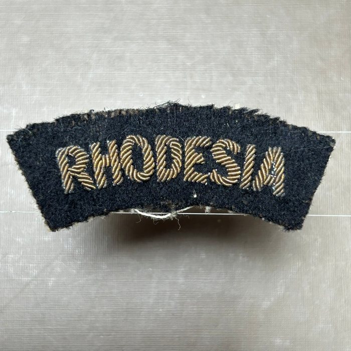Federation of Rhodesia and Nyasaland Dress Blues uniform Army shoulder title patch