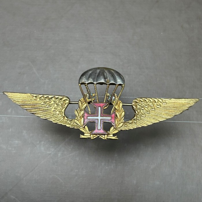 Mozambique Portuguese Portugal Civilian Parachute Qualification Jump Wing Type 1 Badge XL size - Image 2