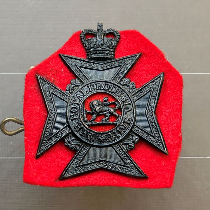 The Royal Rhodesia Regiment Rhodesian Army Cap Badge Queens Crown