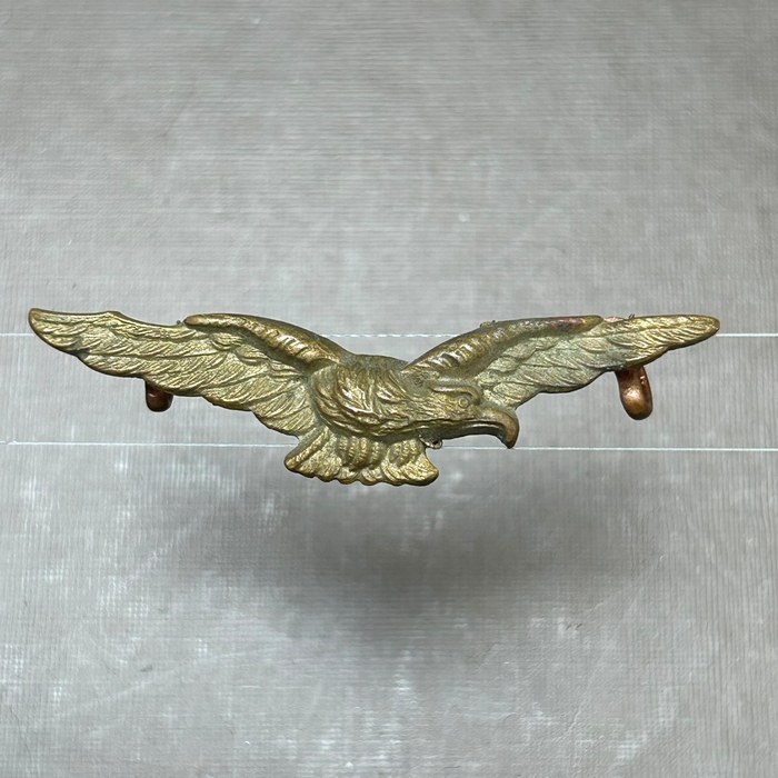 WW2 Royal Rhodesian Air Force Gilt Side Cap Badge lugs