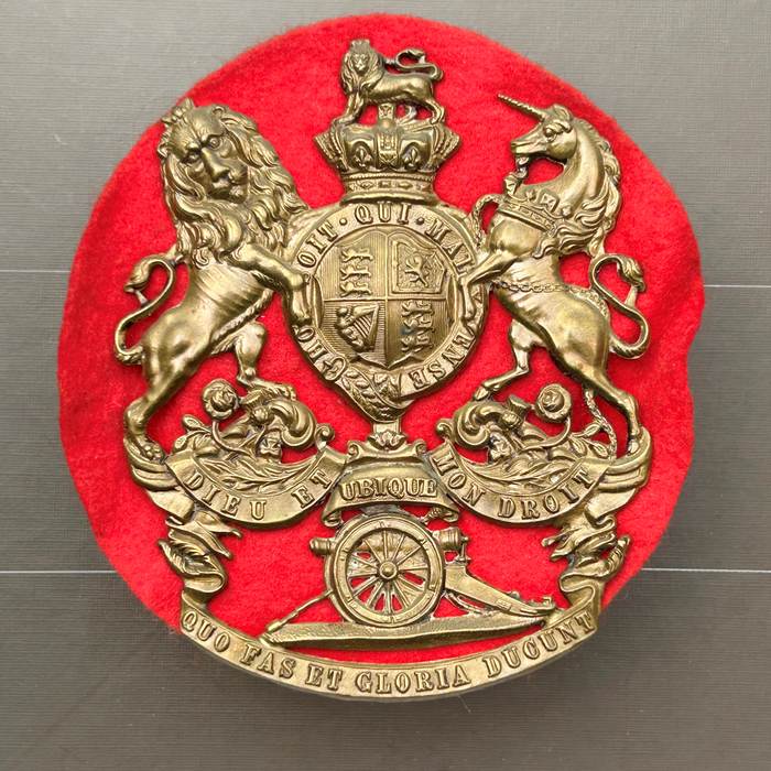 Royal Horse Artillery Regiment Helmet plate cap badge with red backing