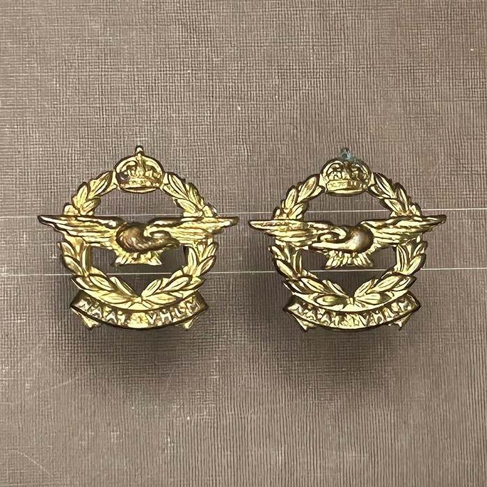 South African Womens Auxiliary Air force WAAF VHLM collar badges SET
