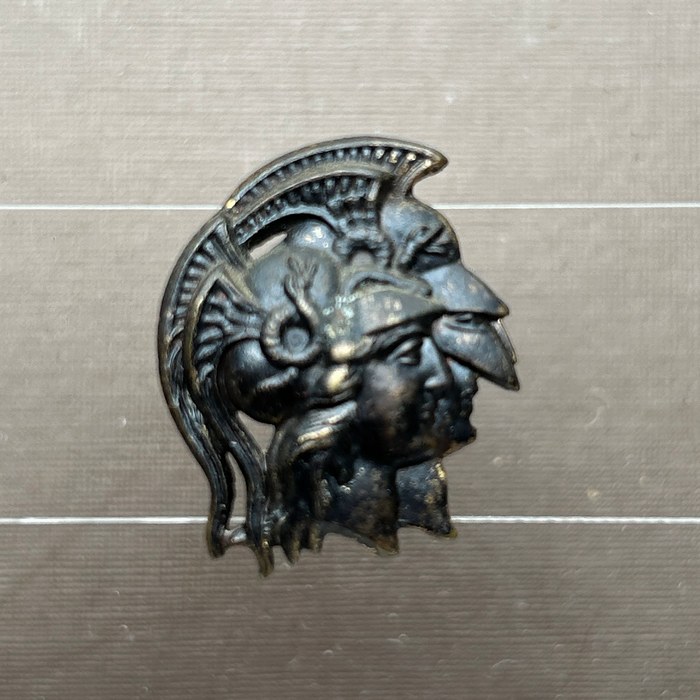Artists Rifles 28th Battalion London Regiment Artist’s BLACK Cap Badge lugs