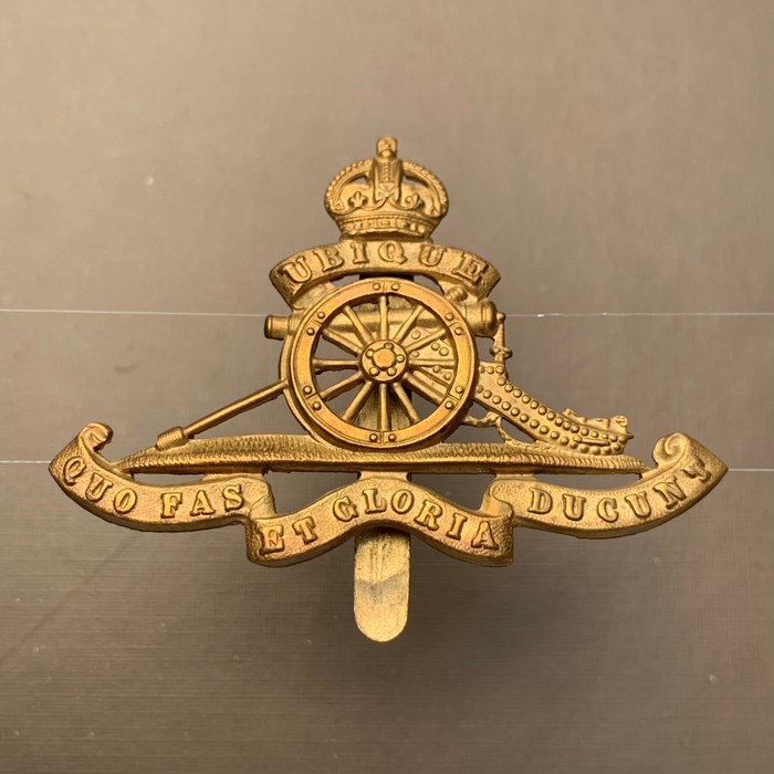 WW2 Royal Artillery Regiment Badge with Kings crown B