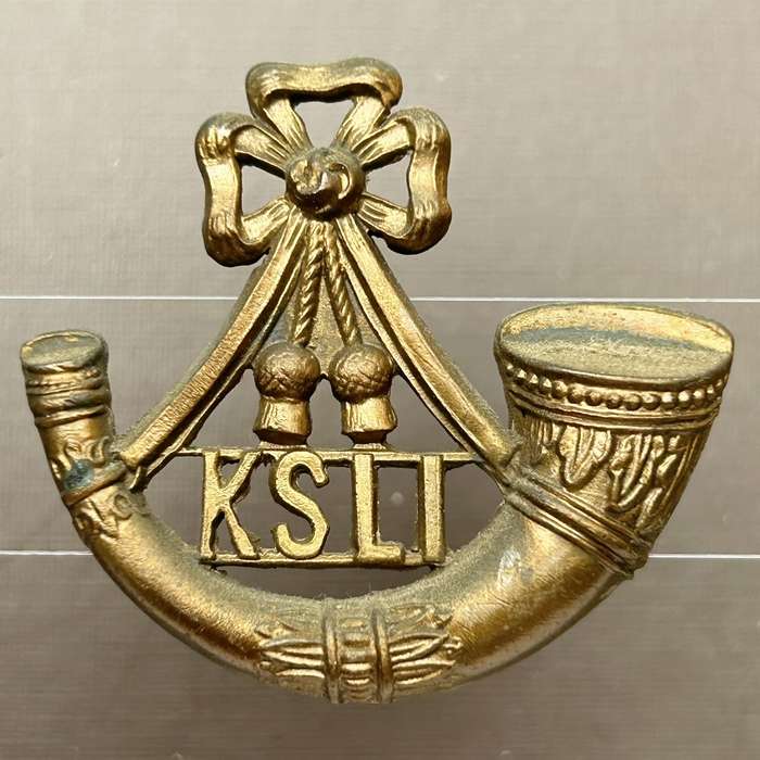 King's Shropshire Light Infantry KSLI BRITISH Military Beret badge lugs WW1