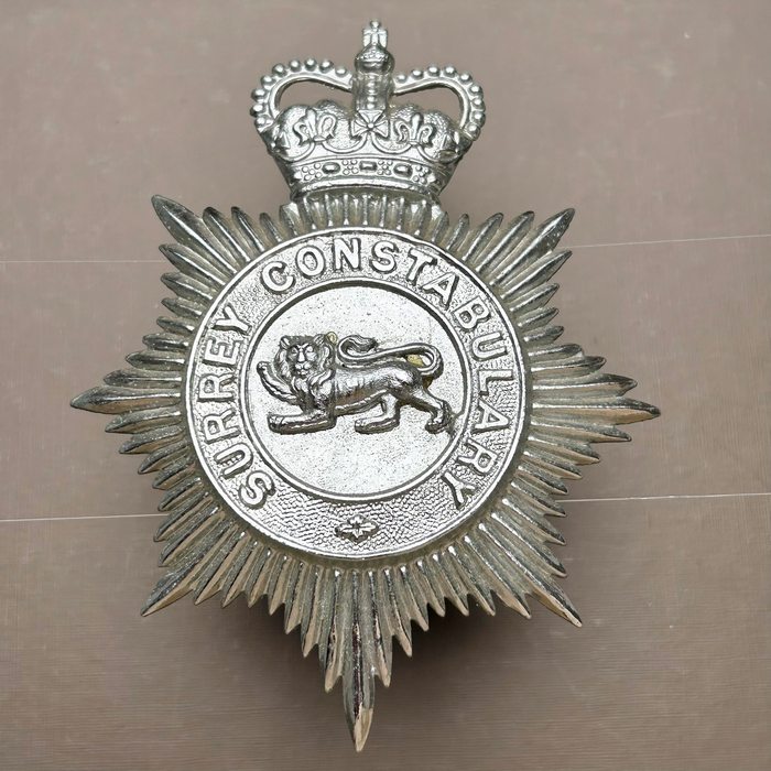 British Police Prisons Surrey Constabulary 1952-1985 Queens crown Helmet Plate